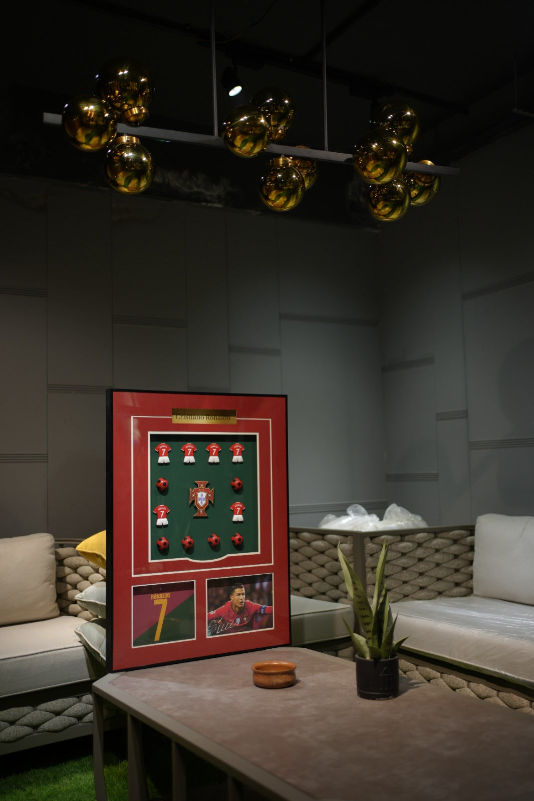 Cristiano Ronaldo Legacy Frame SK-FBL-002